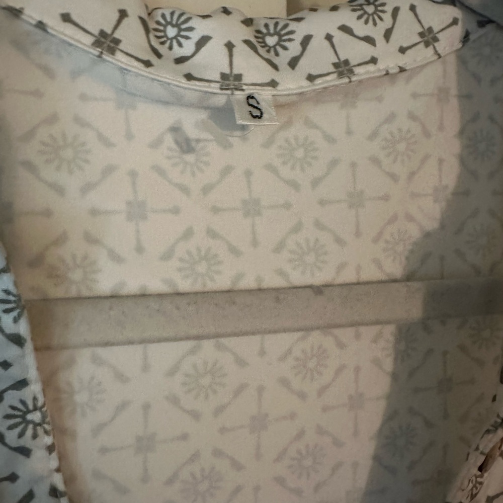 Patterned Long Sleeve Button Dress - Picture 3 of 5